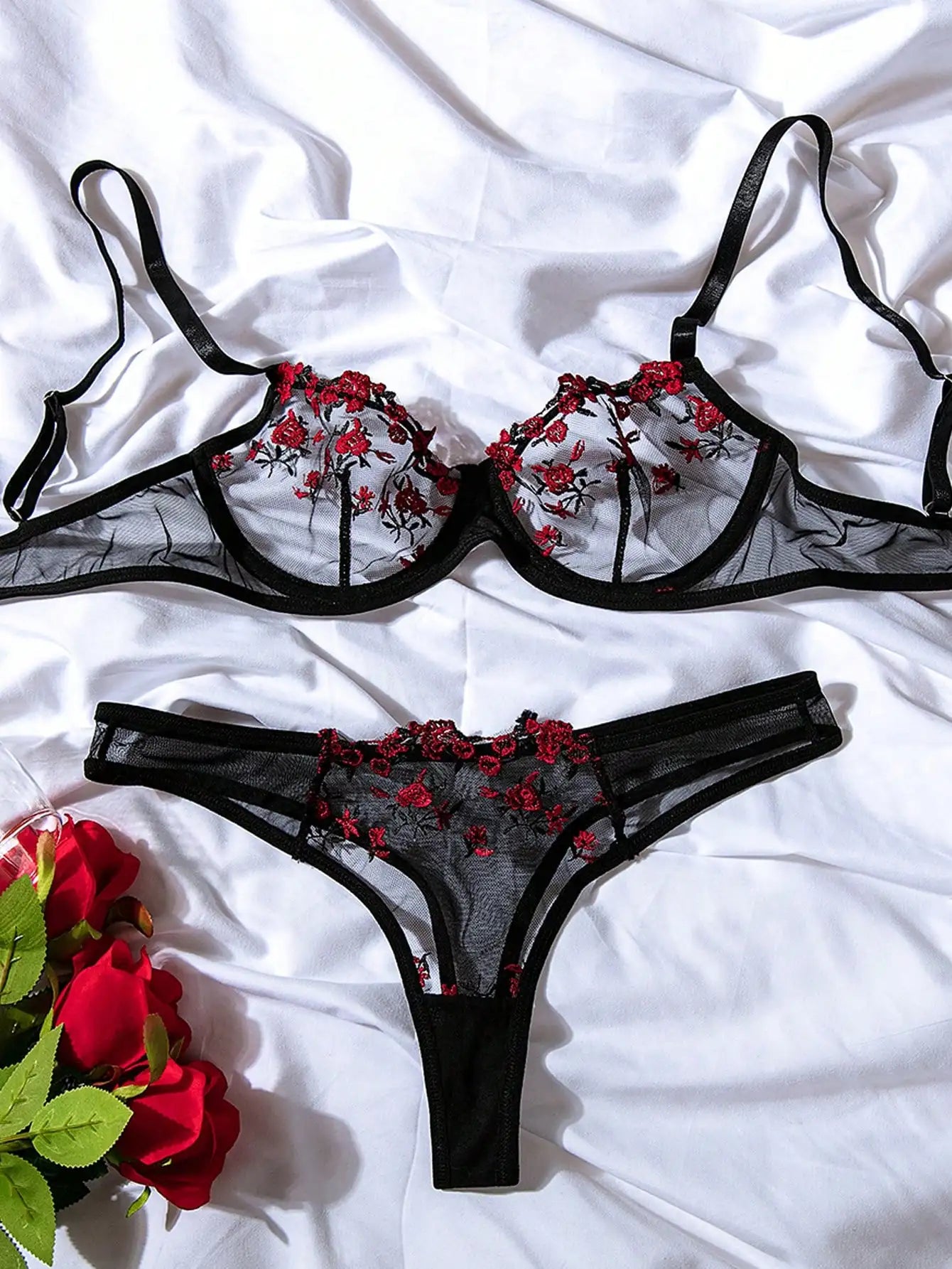 Red Lace Sexy Lingerie Fancy Embroidery Erotic Set Transparent Women's Underwear Kit Beautiful Flower Mesh Bra And Panty Sets